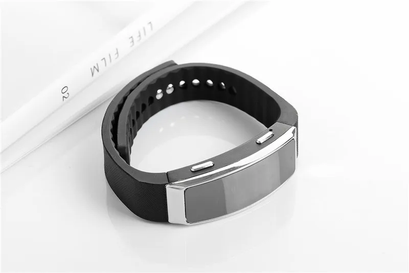 Rechargeable Voice Recorder Wrist Watch Audio Recorder Bracelet  Watches Dictaphone Professional Digital MP3 Player Noise Reduction (6)