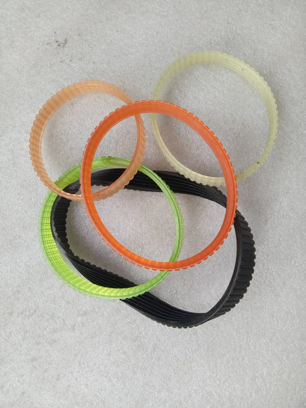 

High-quality 10Pcs/lot/ 135J/PU Belt 135J6 6J135 6PJ135 /6 ribs/perimeter=343mm/Chinese standard 6PJ343 343J6 6J343
