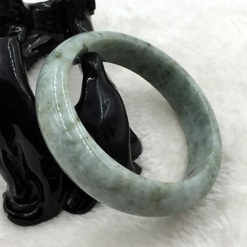 

02001 Certified Grade "A" Natural Green Jadeite Jade Gems Bangle Bracelet
