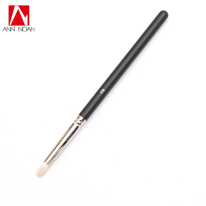 

Black Feature Wood Handle Natural Fiber 219 Precision Eye Shading Crease Pencil Brush