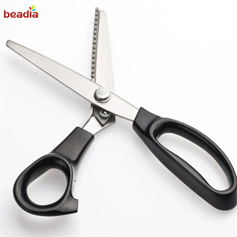 

Triangle fabric lace scissors stainless steel cloth sample cut wave tooth serrated scissors fabric tailor cut