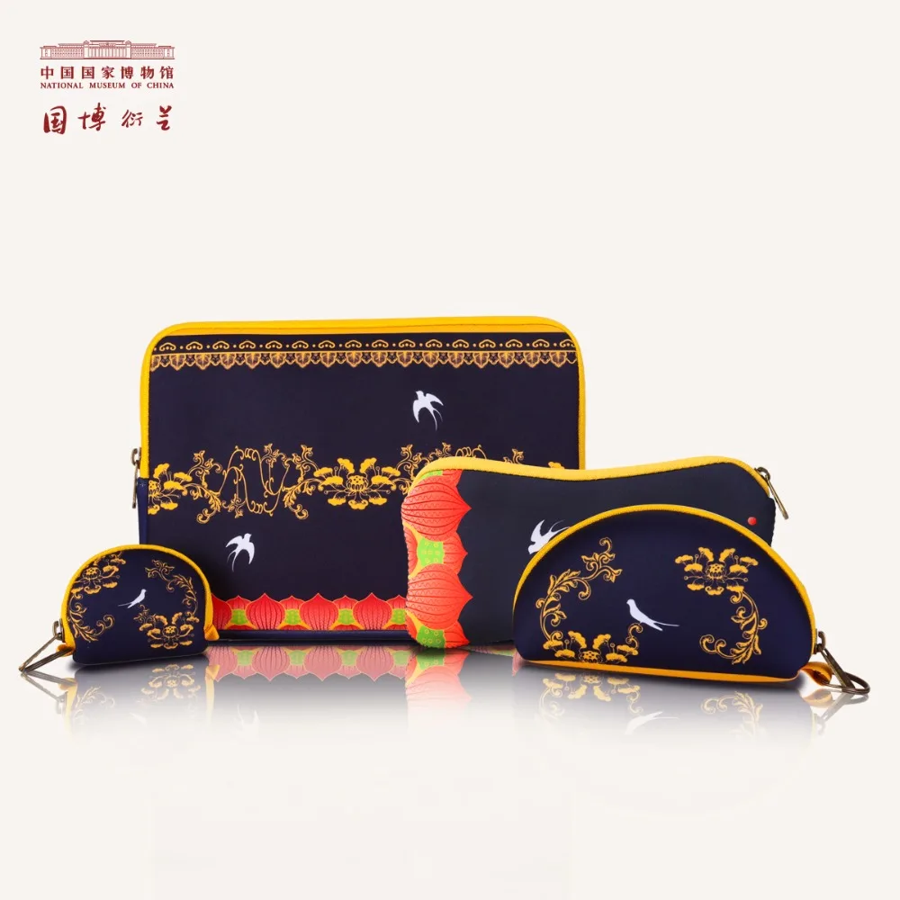 

NMC - Creative purse, cosmetic bag and ipad case with the porcelain pattern signifying peace and tranquility - ideal as a gift