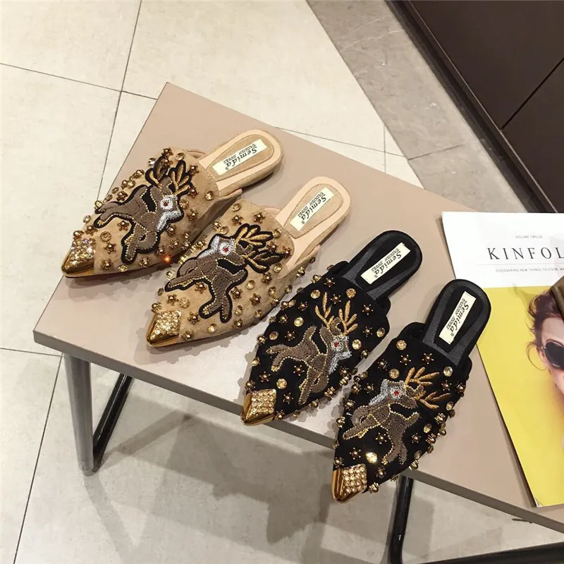 

2019 Brand designer Velvet Embroidery Crystal Rivet Pointed Toe Flat Woman Slippers Slip On Half Shoes Loafers Mules Flip Flops