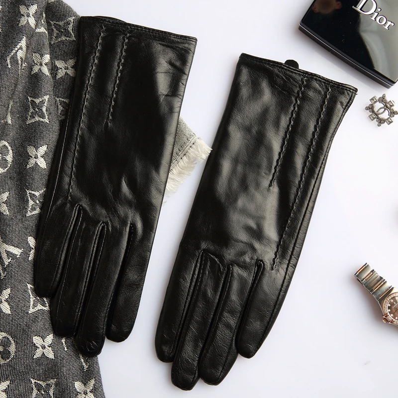 Genuine Leather Gloves Female Fashion Simple Lambskin Gloves Thin Spring Autumn Touchscreen Driving Woman's Mittens L18007