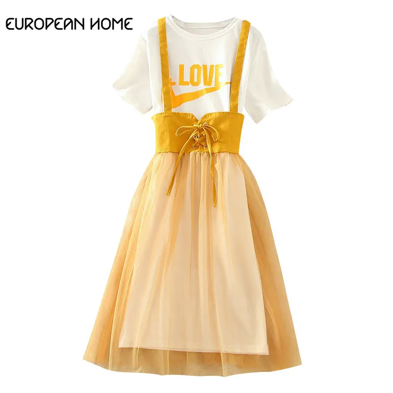 

European Home 2019 Fashion Summer clothes for women Pullover O-Neck Short-sleeved tops Strap skirt Letter Two piece women set