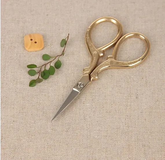 

Antique Scissors, Sewing Golden Embroidery Scissors, zakka scissors, Vintage Design Tools Supplies, JZ008