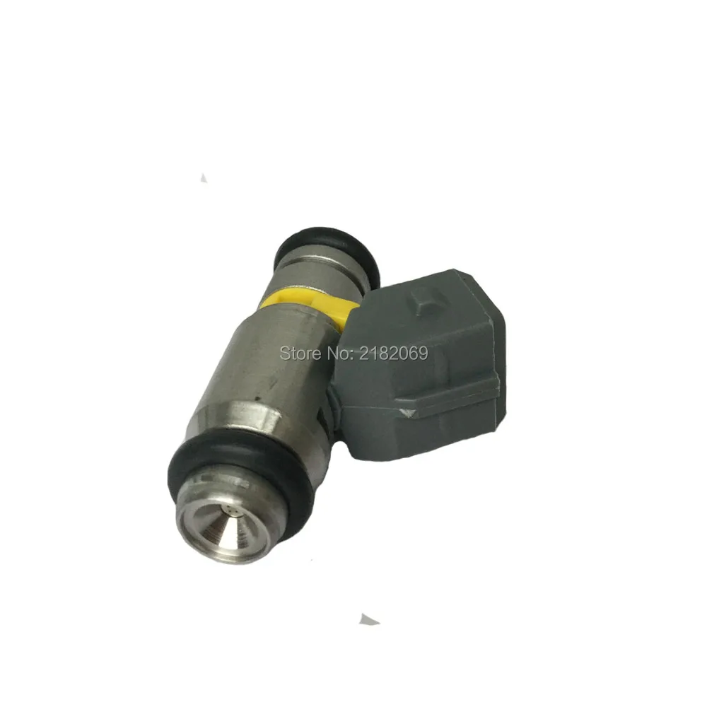 Fuel injector for Fiat Doblo Palio 1.8L V8 iwp157 50102702in Fuel