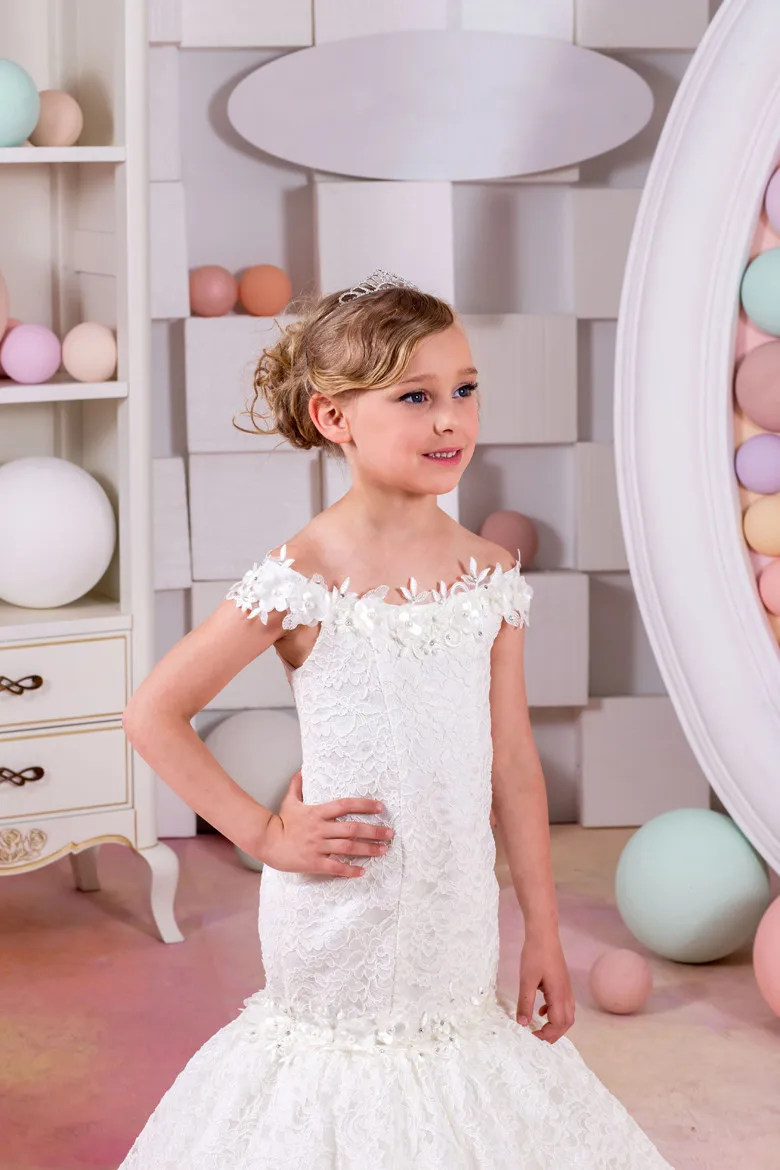 Hot-Sale-New-Little-Girls-First-Communion-Dresses-Mermaid-Lace-Shoulderless-Flower-Girl-Dresses-for-Weddings (1)