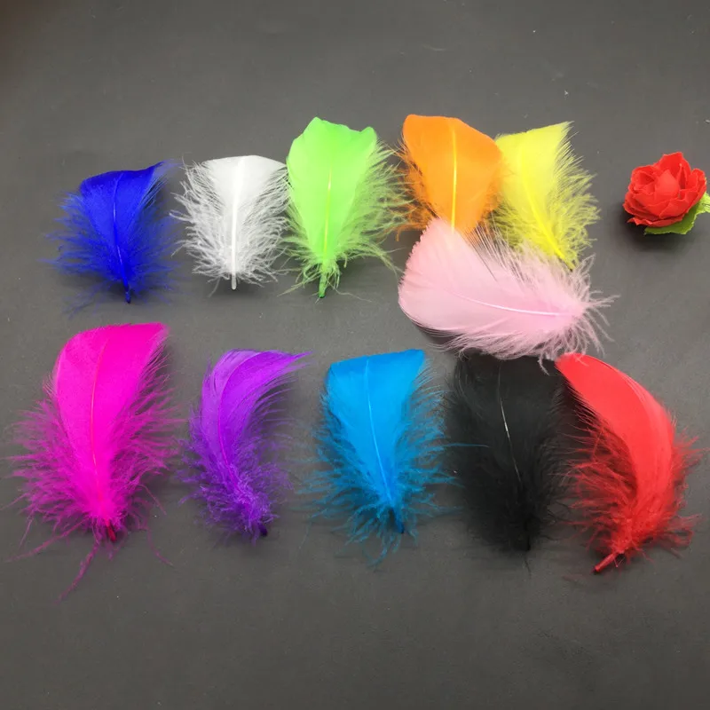 

Natural Feathers 500 Pcs/Lot 4-7cmSmall Floating Goose Feather Colourful Feathers Plume For Decoration Plumes Craft