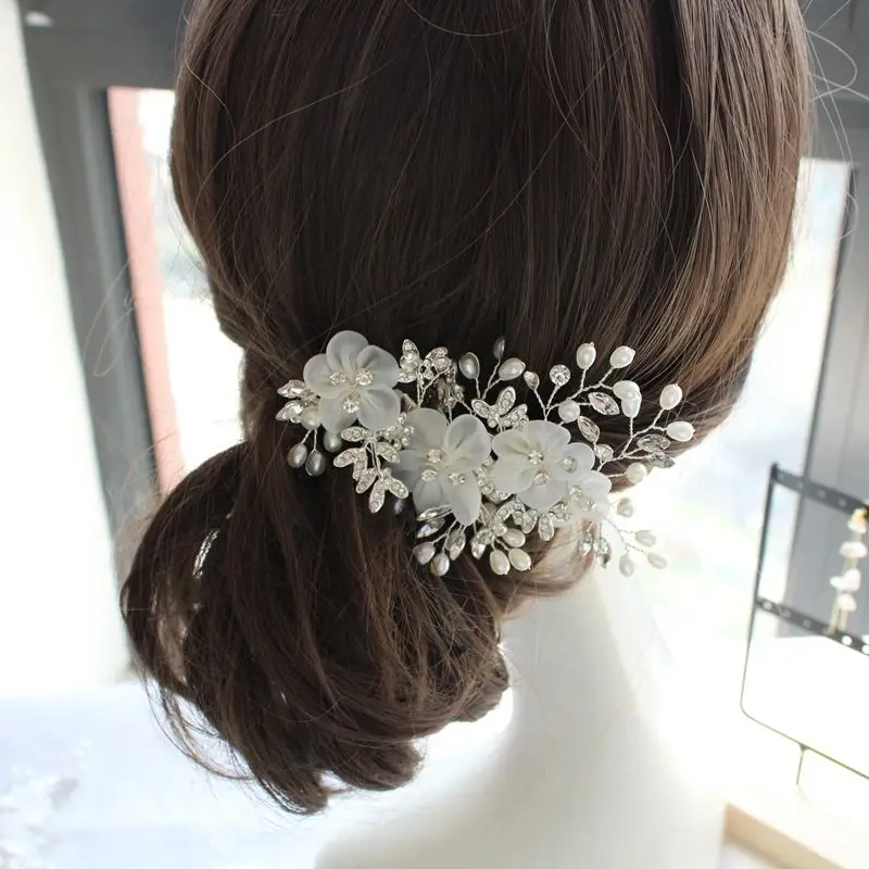 

New white leaf pearl pure crepe flower handcraf bride hair comb style wedding headdress short brides hair jewelry
