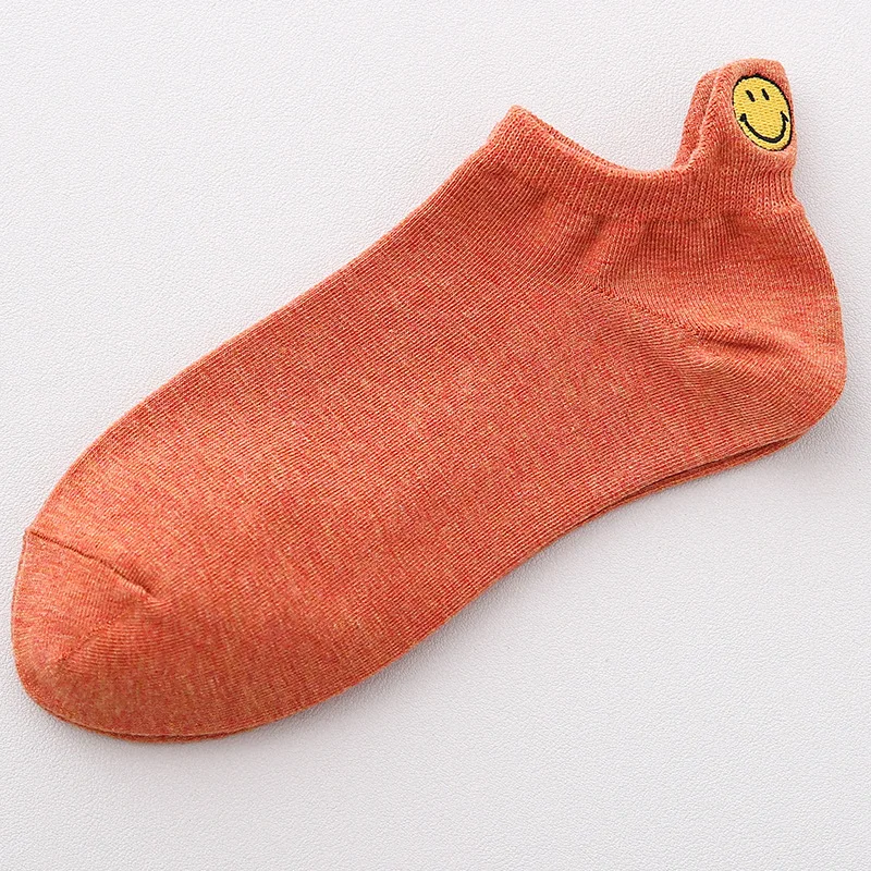 Модные носки для женщин; Новинка года; сезон весна; 1 пара носков по щиколотку для девочек; хлопковые цветные носки со смайликом; Новинка; модные милые повседневные женские носки - Цвет: Оранжевый