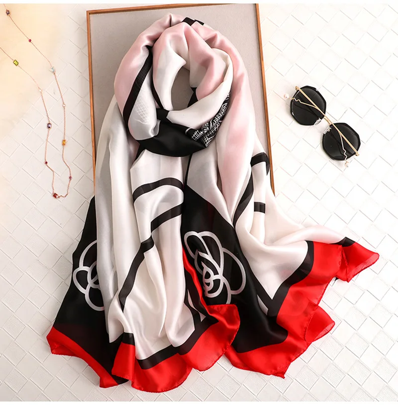 

2019 new silk scarf women fashion print shawl and wrap high quality foulard bandana large pashmian lady winter neck scarf hijab