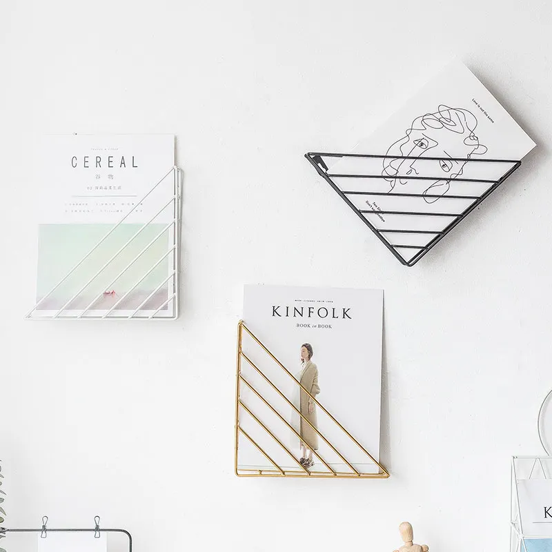 الشمال نمط الحديد جدار معدني معلق مجلة تخزين الرف عنبر جدار INS الديكور الثلاثي رف بسيط الأبيض/الذهب