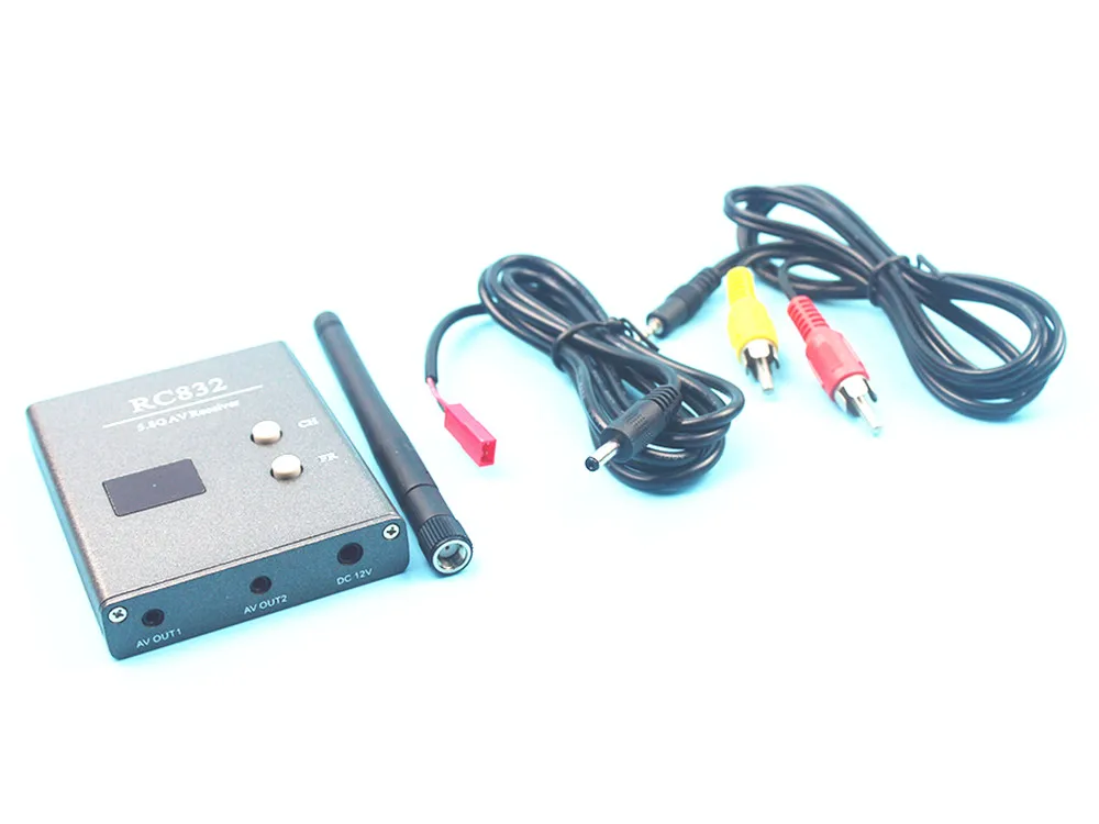 RC832_3