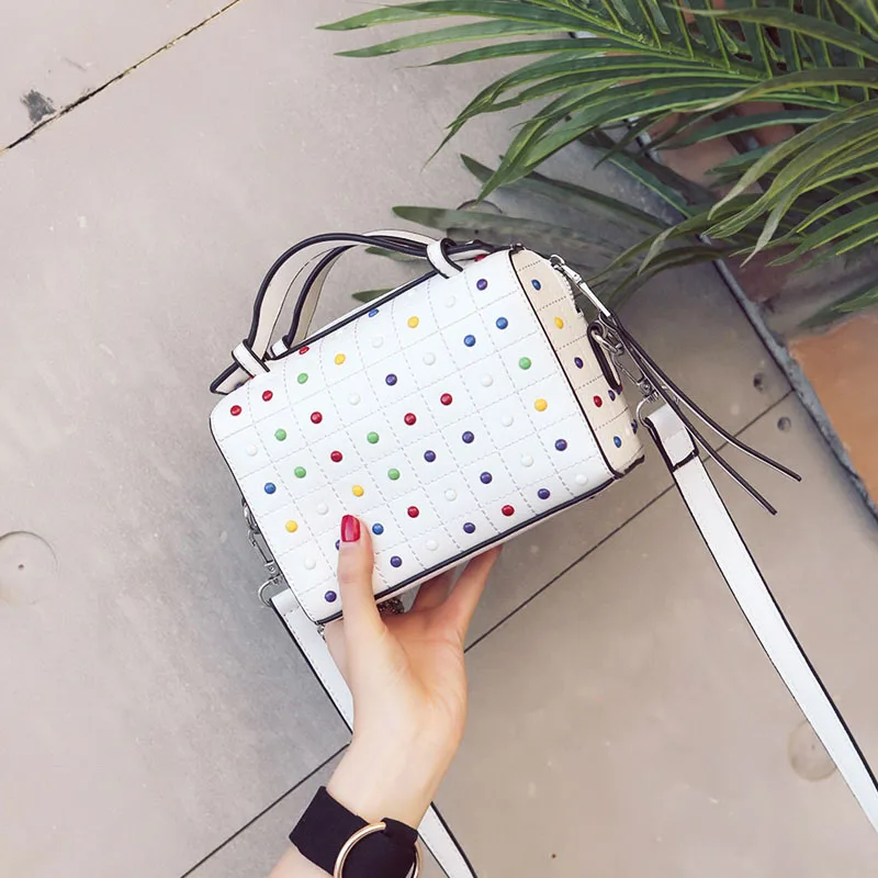 JANESPRI Crossbody Bags for Women Messenger Bags 2018 Vintage Leather Bags Women Handbags Famous Brand Rivet Small Shoulder Sac (4)