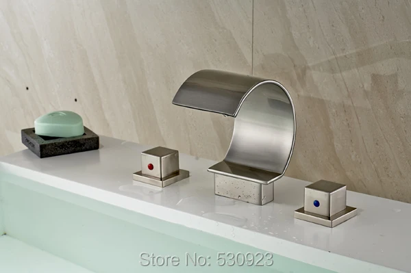

New US Free Shipping Deck mount C shape Spout Dual Square Handles Bathroom Tub Faucet Set Nickle Brushed Mixer Tap Shower Facuet