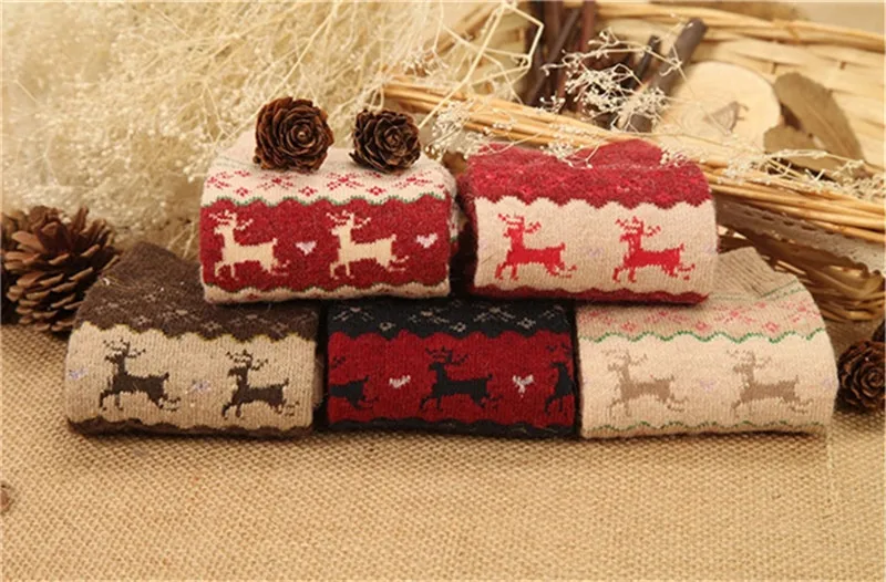 

Winter Women Funny Socks Harajuku Women Socks Cute Kawaii Christmas Happy Socks Cartoon Animals Elk Christmas Sox