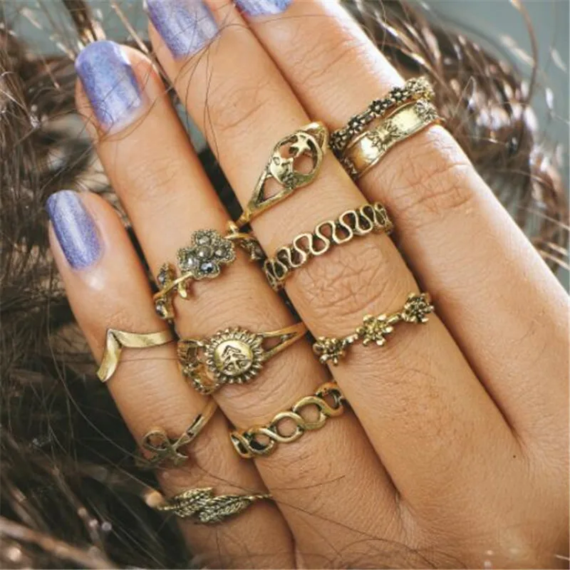 

Gold Color 11pcs/set Vintage Rhinestone Leaf Hollow Moon Sun Alloy Ring Set For Women Bohemian Popular Female Rings