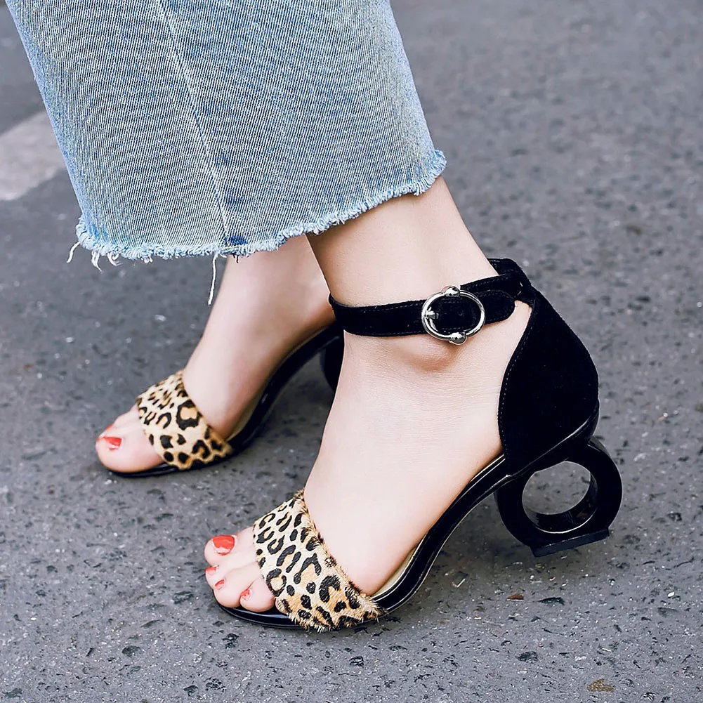 

Luxury Brand Design Horsehair Lady Strange High Heels Women Shoes Woman Sexy Party Wedding Wummer Sandals 2019