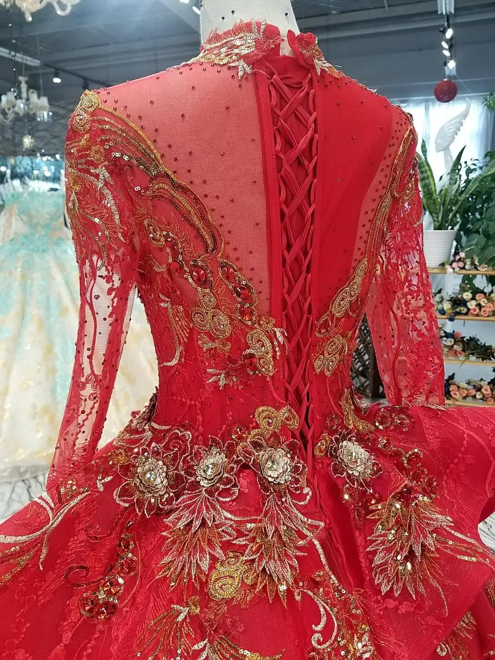 Backlakegirls Винтаж бальное платье красного цвета свадебное платье принцессы золотого цвета с аппликацией и длинным рукавом многослойная