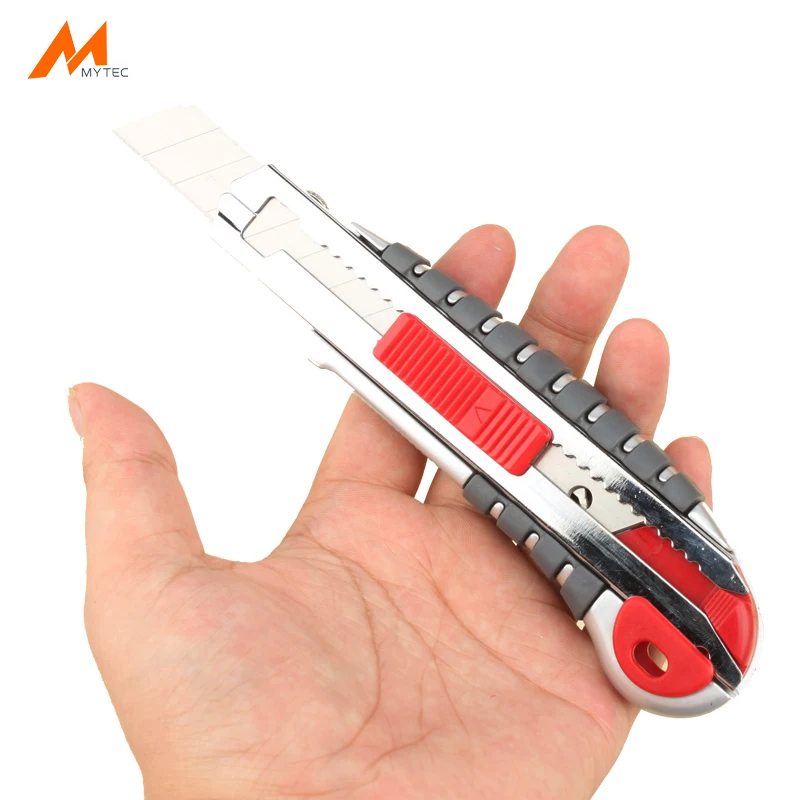 

Utility Knife with 5pcs Spare Blades