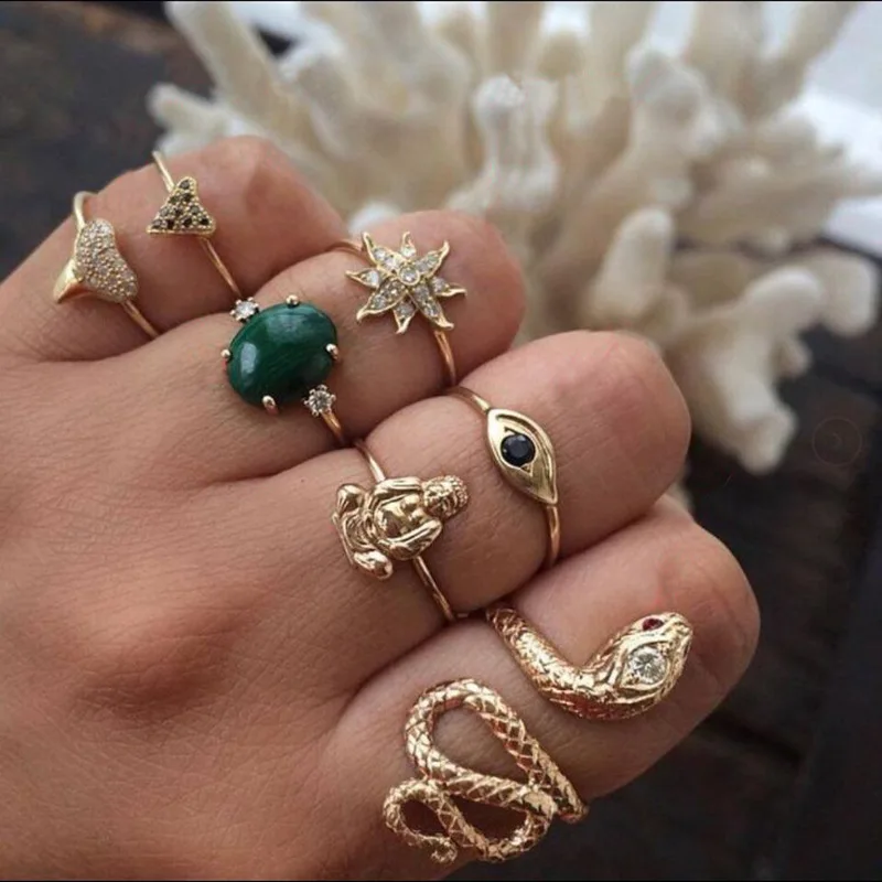 

DIEZI 7pcs/set Vintage Imitation Opal Green Gem Stone Joint Rings Set For Women Gold Color Snake Rings Jewelry 2019 New