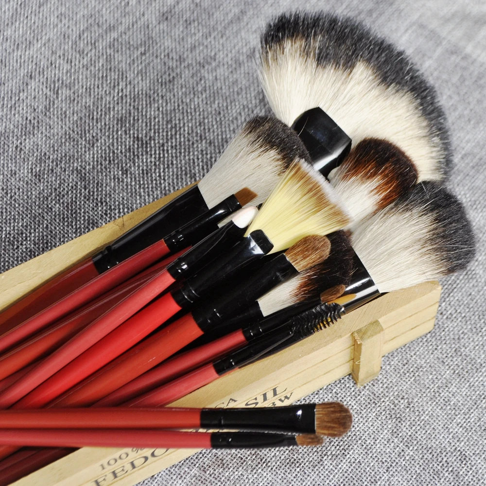 Quality Nature Hair Makeup Brush Set White Hair Red Handle Cosmetics Brush Kit Tools With Case