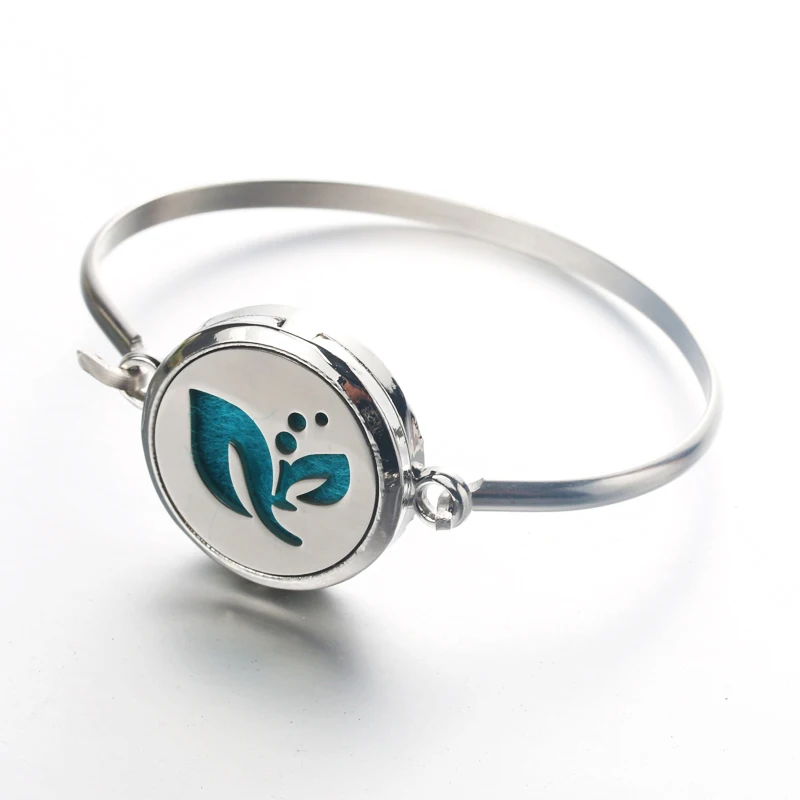 

Stainless Steel Leaf pattern Aroma spread Bangles Perfume Essential Oil Diffuser Lockets Aromatherapy Magnetic Bracelets