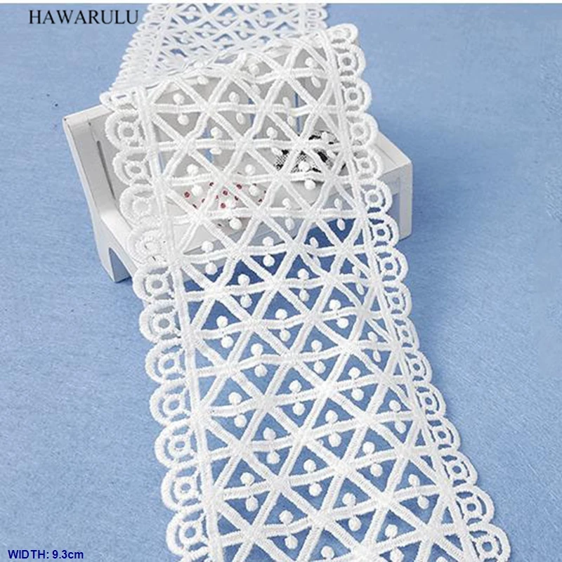 

1pcs 2yard 9.3cm DIY lace fabric ribbon New twosided bar code milk yarn geometric lattice embroidery watersoluble lace exquisite