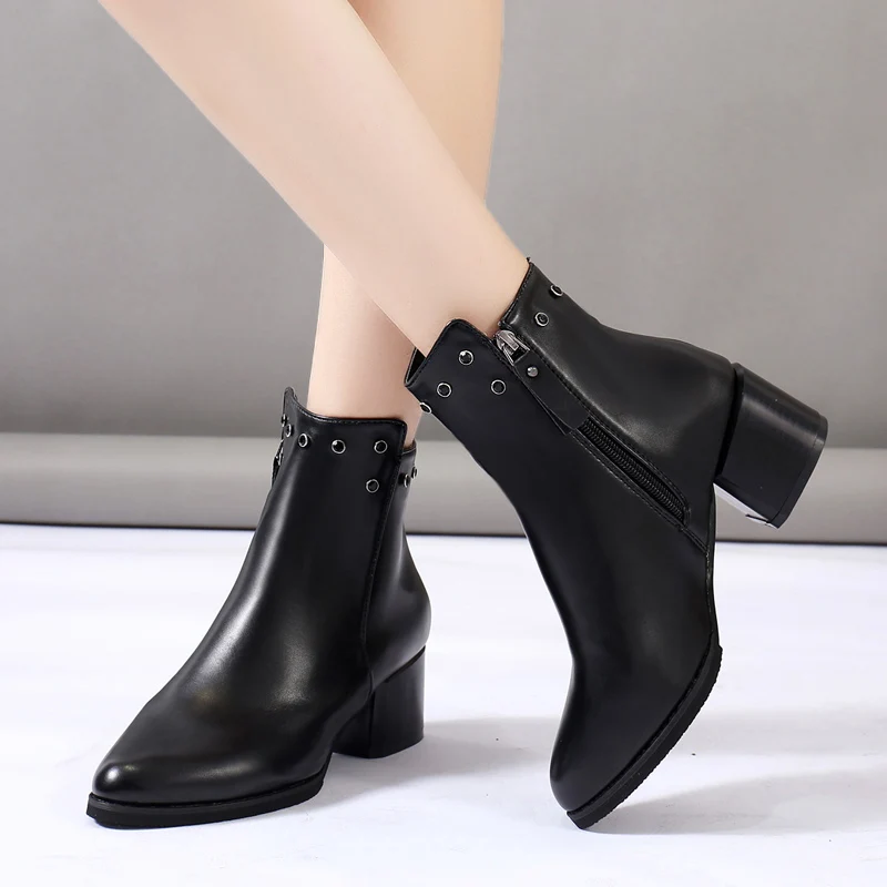 

Autumn Winter Short Cylinder Boos female Heels Boots Shoes Chelsea Boots Women Ankle Boots Scrub botines mujer Hoof Big Size