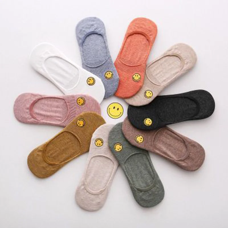 

New Solid 10 Color Non Slip Socks Summer Women Slippers Half Invisible Cotton Embroidery Smlie Boat Socks For Girl's Shoes