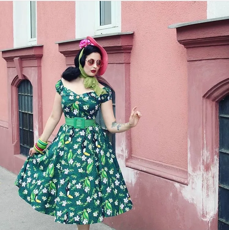  (10)