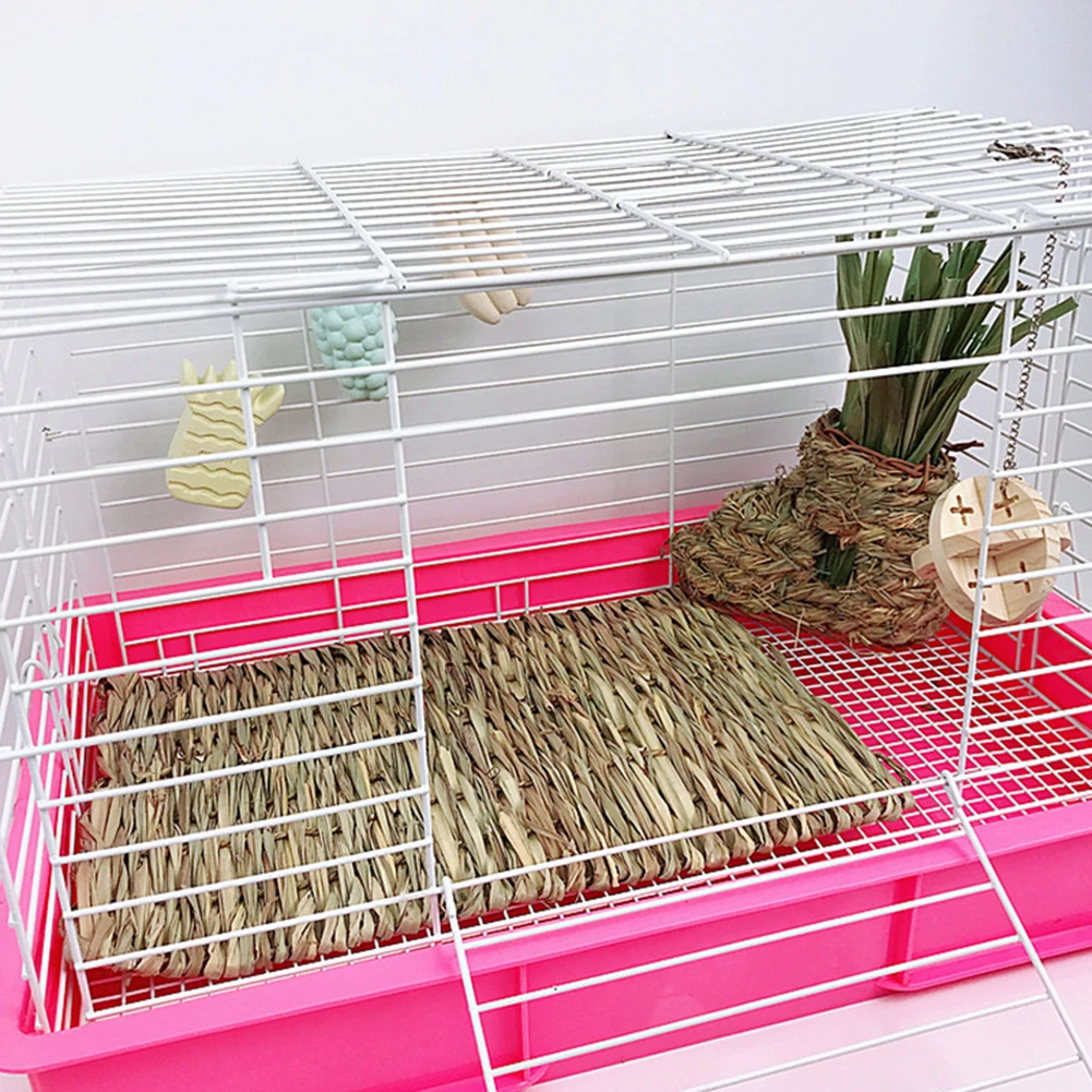 hot!Grass Woven Guinea Pig Rabbit Hamster Bed Mat Straw Nest Cage Pet Chew Toy Pad