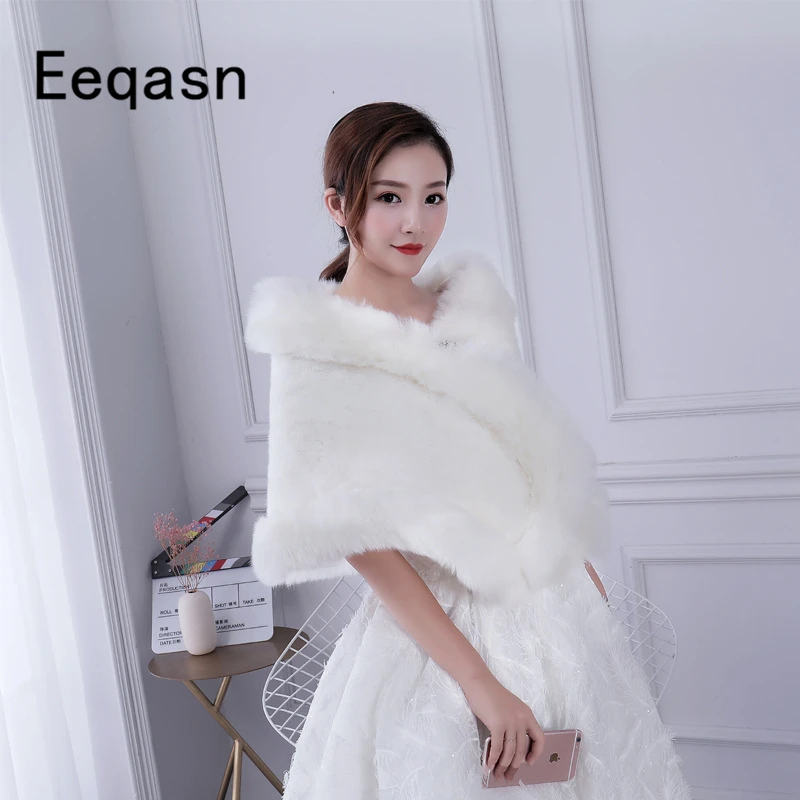 

2019 Fashion Wedding Jacket Bride Wraps Winter Wedding Dress Wraps Bolero Bridal Coat Accessories Wedding shawl Femal Jacket