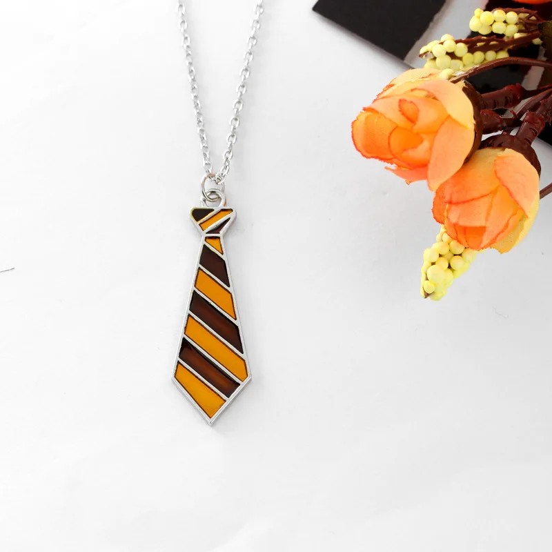 

Vintage Hot Sale Harry P School Badge Tie Knot Pendant Necklace for Children Boys Fashion Jewelry Accessories Gifts