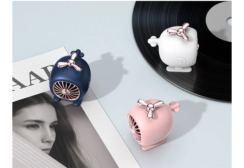 Mini Portable Bluetooth Speaker Cartoon Helicopter Plane Wireless Speaker Hands Free Call For iPhone X Samsung Mobile Phone (3)