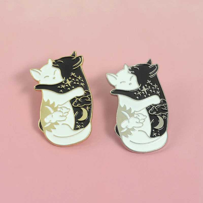 

Hugging cats Brooches Badges Hard enamel pins Backpack Bag Hat Leather Jackets Fashion Accessory Cat jewelry