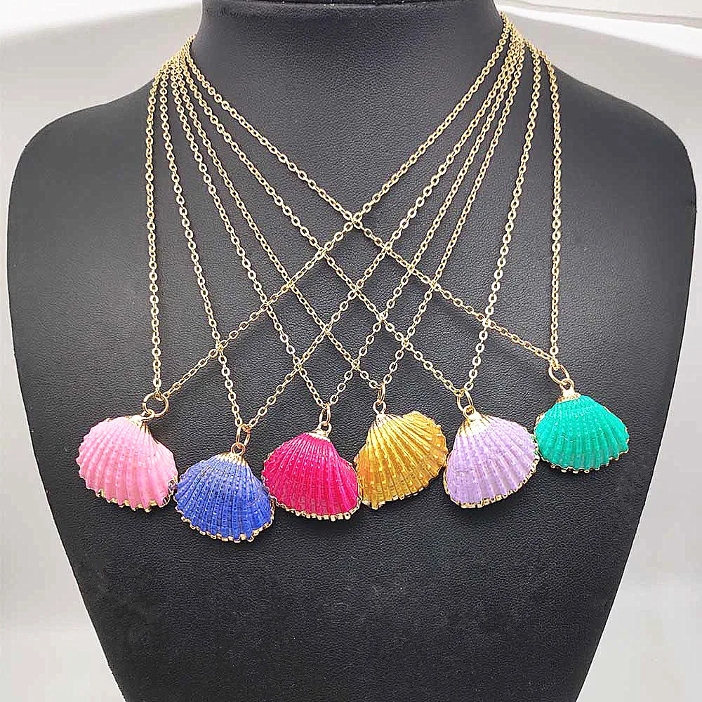 

2019 Natural Shell Necklace Minimalist Gold Pendant Necklace Gold Shell Necklace for Women Gift Jewelry W746-W751
