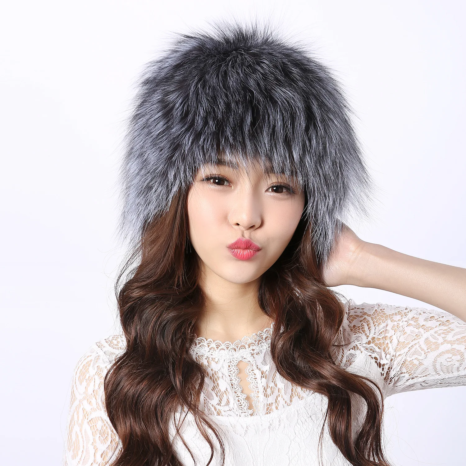 шапка меховая. шапка меховая. меховая шапка искусственный мех. Vjlyst ;tycrbt pbvybt ifgrb bp bcreccndtyyjuj vt[f. ушанка мех керли.