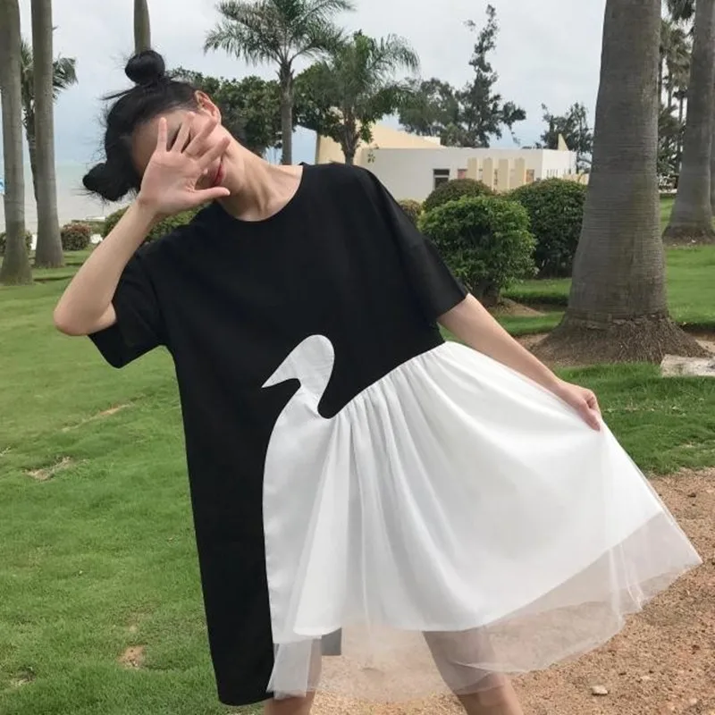 2018 Harajuku Short Sleeve Irregular Casual Dress Girls Black White Swan Patchwork Mesh T-shirt Dress Dresses