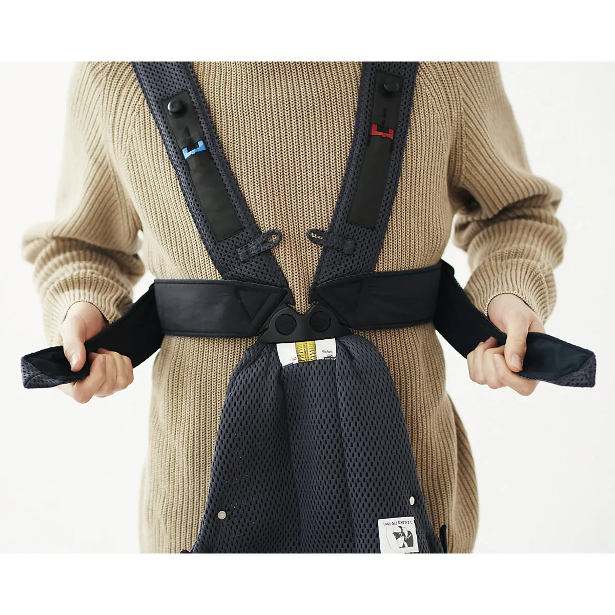 Рюкзак-кенгуру BabyBjorn Mini Mesh, антрацит