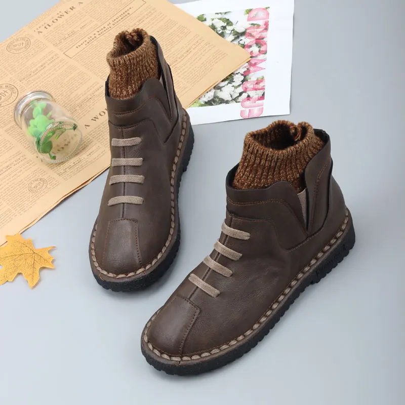 

Spring new leather Korean soft bottom flat ankle boots students wild casual boots.