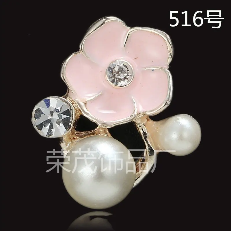 

Free Shipping 50PCS 15*17MM Crystal White Pearl Decorated Oil Drop Alloy Flower Button Charms Gold Tone Enamel Charm