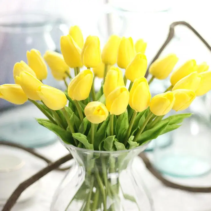 2 шт. искусственные тюльпаны ПУ Флорес свадебные искусственные цветы букет растения белые тюльпаны домашние вечерние украшения для демонстрации яркие листья - Цвет: Цвет: желтый