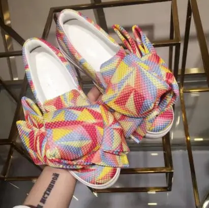 

hot selling mixed colors material woman shoes round toe slip-on casual shoes 2017 printed loafers butterfly-knot shoes