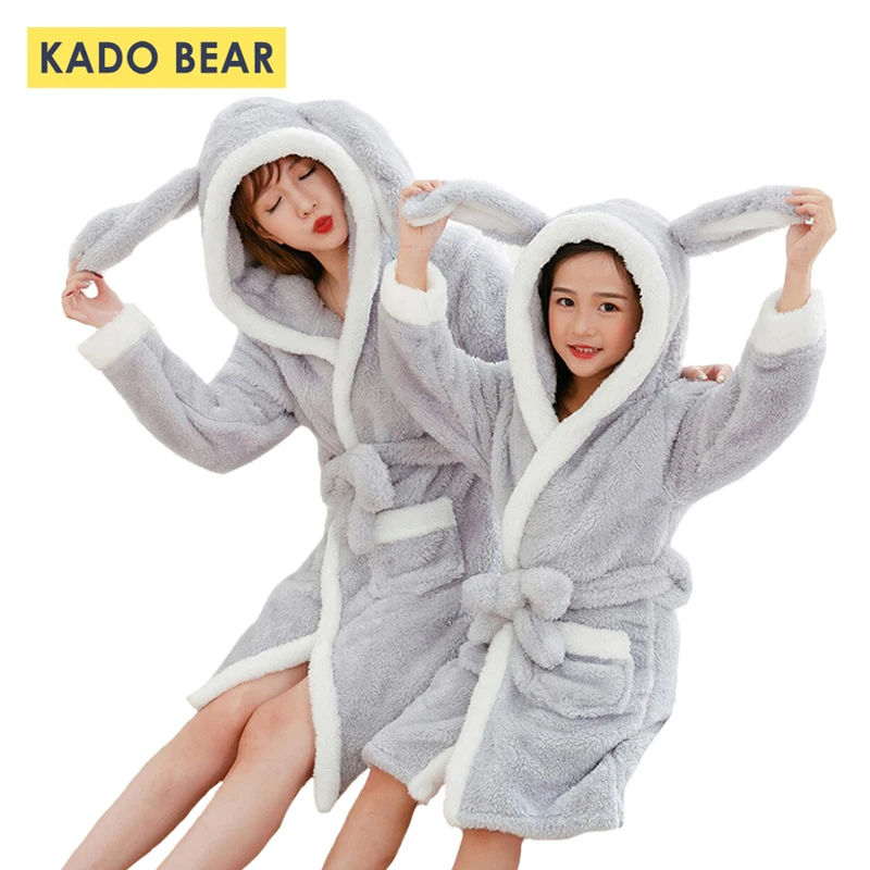 

Family Look Mother Daughter Flannel Robe Fleece Bathrobe Matching Winter Outfits Baby Girls Pajamas Kids Sleepwear Mommy Clothes