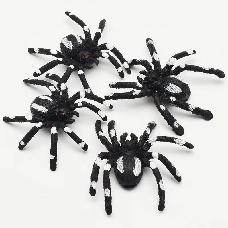 10pcs PVC Artificial Simulation Plastic Bugs Fake Spiders for Halloween Party Favors Decoration Toys Game party dress up props