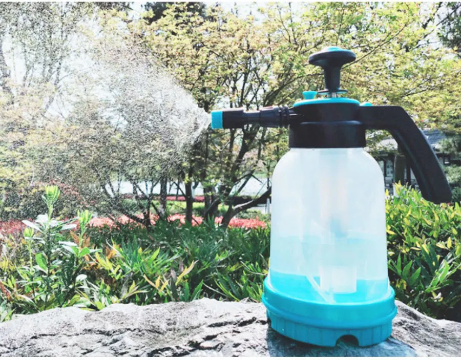 Gardening Pressure Water Spray Bottle Portable Garden Irrigation Plant Flower Watering Can Pump Pressure Sprayer Cleaning Tools
