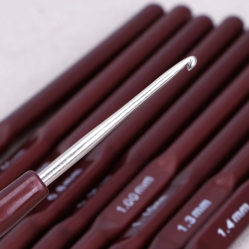 16 шт. металлические спицы для вязания крючком Крючки наборы с эргономичные ручки 0,5-2,5 мм
