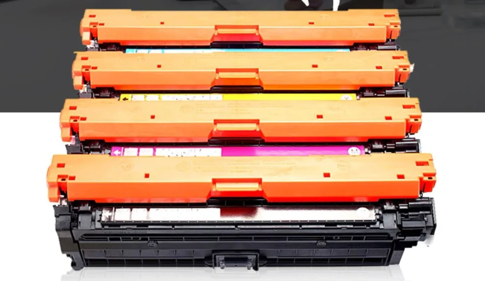 Новый цветной тонер картридж CE740A/741A/742A/743A используется для HP Laserjet CP5525/5525N/5225 canon